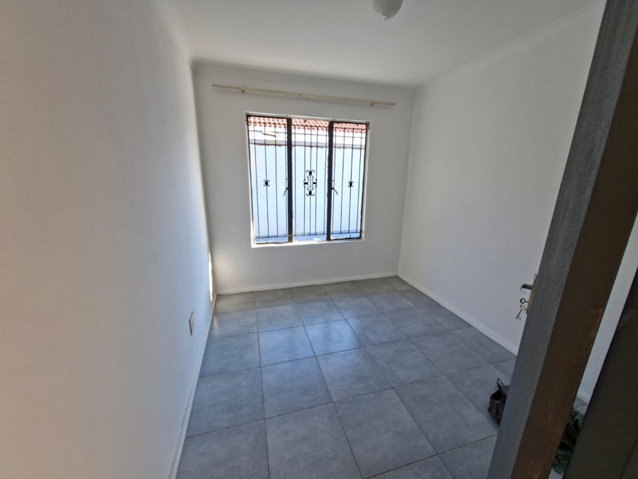 3 Bedroom Property for Sale in Geelhoutpark North West